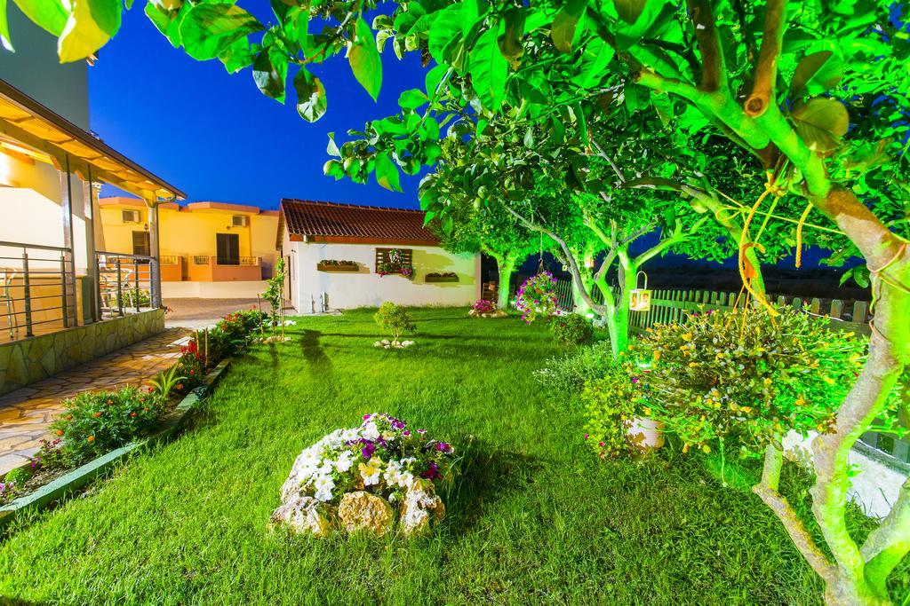 Villa Ikaros Ammoudia Exterior photo