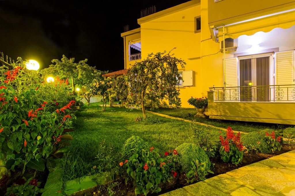 Villa Ikaros Ammoudia Exterior photo